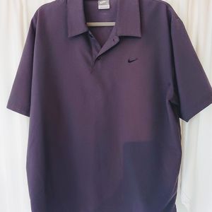 Men's Nike Short Sleeve mesh lined Shirt